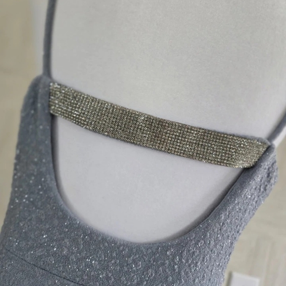 Windsor Women's Blue Sparkly Dress Size LargeOnly wore once 2016, now vintage. - Picture 3 of 5